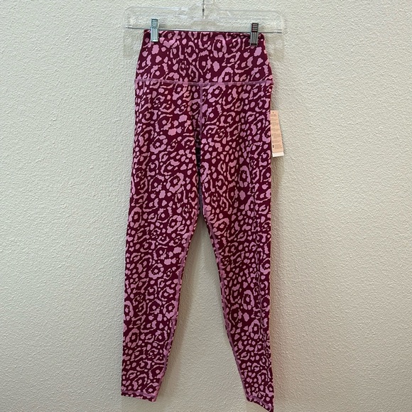 NWT Spiritual Gangster Leopard Leggings S - Picture 1 of 7